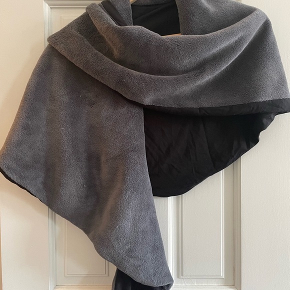 Psylo Gray and Black Wrap - Picture 3 of 3